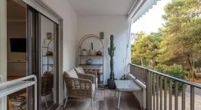 FLH Cascais Spacious Apartment with Balcony - Image 3