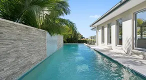 Gerald's Break Away - Style and luxury with Pool - Image 5