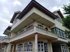 Hotel O Home Rose Petal - Image 2