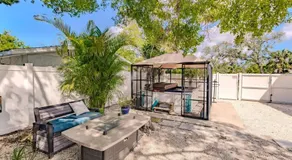 Tiny House Paradise - Pool Spa Slide Beaches - Image 5
