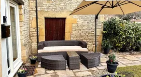 Converted 17th century barn with garden parking - Pass the Keys - Image 3