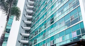 Suite con Jacuzzi y GYM en Puerto Santa Ana - Image 2