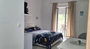 Apartment Mate - Image 2