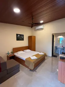 VRISA Mountain Retreat - Image 1