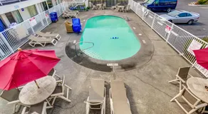 Hotel Medford North Oregon - Image 2