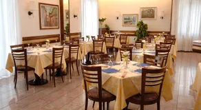 Hotel Crocenzi - Image 3
