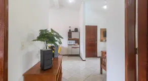 Aptos completos em cond. com piscina a 500m da Praia de Taperapuã - ENLs - Image 5