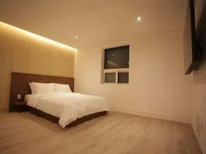 Siheung Jeongwang Hotel Seven Step - Image 4
