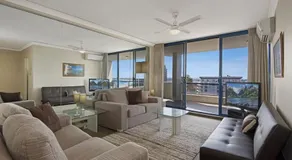 St Tropez Apartment 43 - Image 2
