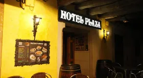 Hotel plaza - Image 3