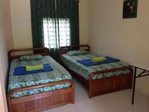 Riverside Greenery Inn - Image 2