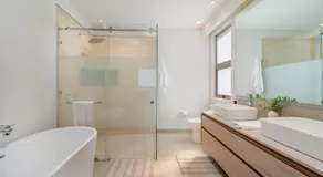 New Luxurious Oceanfront 2 Bedroom Condo with Stunning Views - Image 2