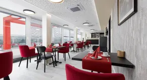 Victoria Interpark Hotel - Image 4