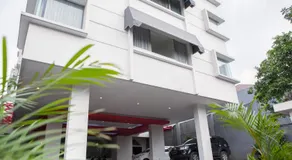 RedDoorz Near Trans Studio Mall 3 - Image 5
