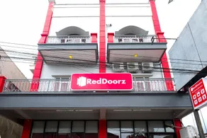 RedDoorz near Alun Alun Magelang 2 - Image 5