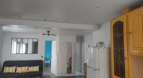 La Petite Maison Près de Paris - Image 2