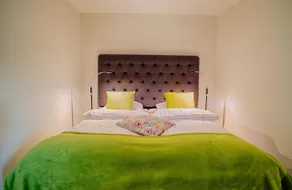 H5 Hotel - Image 2