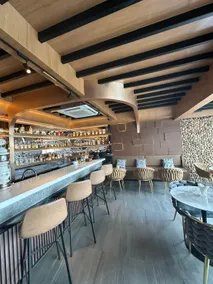 Diamond Hotel - Image 2