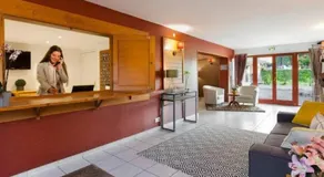 2-room apartment with breathtaking views of Lake Geneva - Image 3