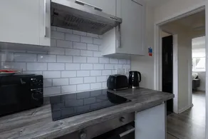 Anderson Apartment - Image 4