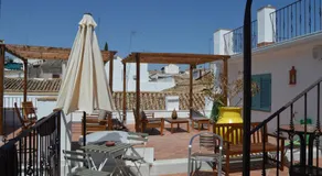 Apartamentos El Aljibe Relax Tourist Cordoba - Image 2