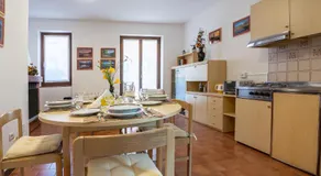 Terraced house on the lakeside of Gravedona - Larihome A04 - Image 2