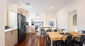 Perfect Family Getaway - Near Scarborough Beach - Image 3