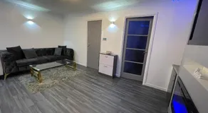 Newly refurbished modern 2 bedroom flat - Image 2