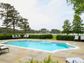 Kingsbay Mansion & Vacation Houses - Image 4