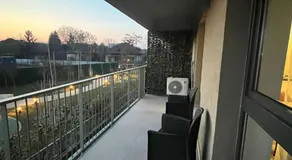 Ioanic Modern Apartment with Parking - Image 4