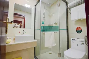 GreenTree Inn Zaozhuang Tengzhou Railway Station Middle Fuqian Road Shell Hotel - Image 2
