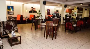 Hotel Los Cofrades - Image 4