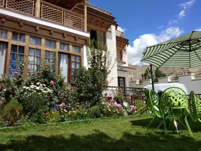 New Royal Guest House - Image 5