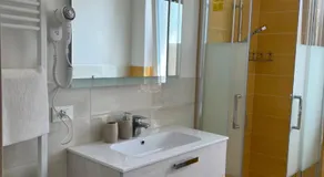 Maison Merci - Image 2