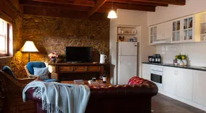 Byronsvale Vineyard and Accommodation - Image 2