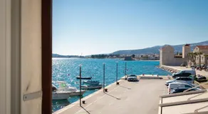 Meridiem Apartment - Image 2