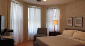 Washington Park Inn - Image 2