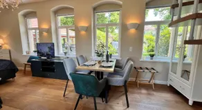 Charmantes Ferienhaus mit Garten & Terrasse-ruhig und schnell ins Zentrum - Image 3