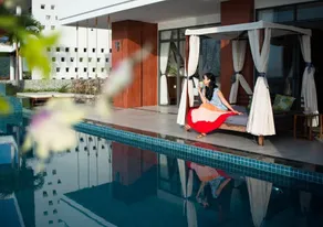 Sunshine Beachfront Villa - Image 3