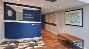 Travelodge Reading M4 Westbound - Image 2