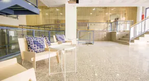 Apartamentos Plaza de Santiago - Estudios Turisticos - 1 LLAVE - Image 5
