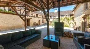 Domaine des Grands Bois Privatisé, 9 chambres, 18 personnes, salle de jeux, piscine panoramique privée et chauffée - Image 5