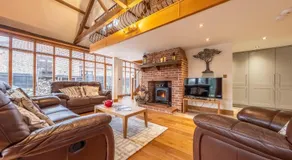 Waterside Barn - Image 3