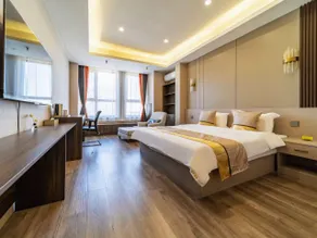 Yunli Holiday Hotel - Image 2