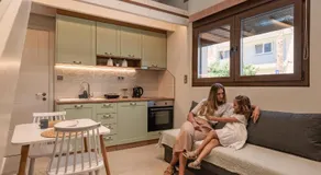 Apollo Luxury Suites - Image 2