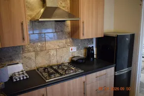 Spacious 3BR Haven in Tilbury with Free Parking - Image 3