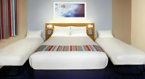 Travelodge Chichester Central - Image 4