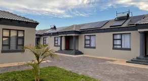 Vation Nation Guest House - Image 3