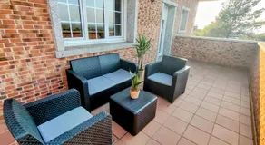 Preciosa villa para grupos grandes con piscina y BBQ - Image 4
