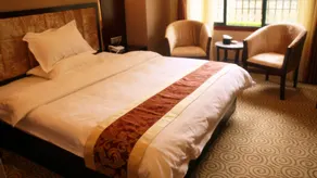 Century Jinyuan Hotel - Image 2